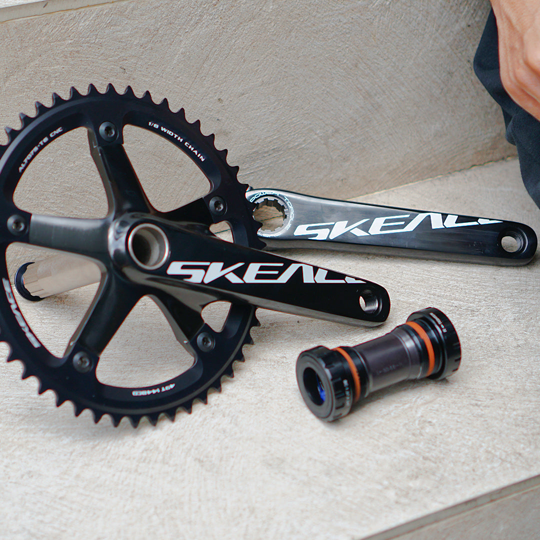 Skeace Hollowtech Black 49T