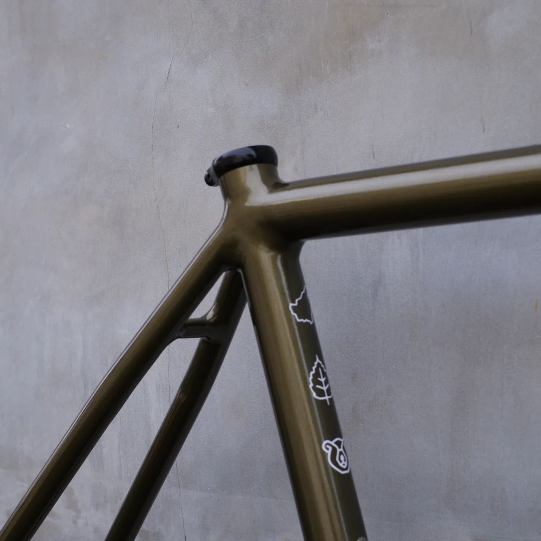 BORNEOTRACK "Commuter" Compatible with Fork steel custom 27" TA