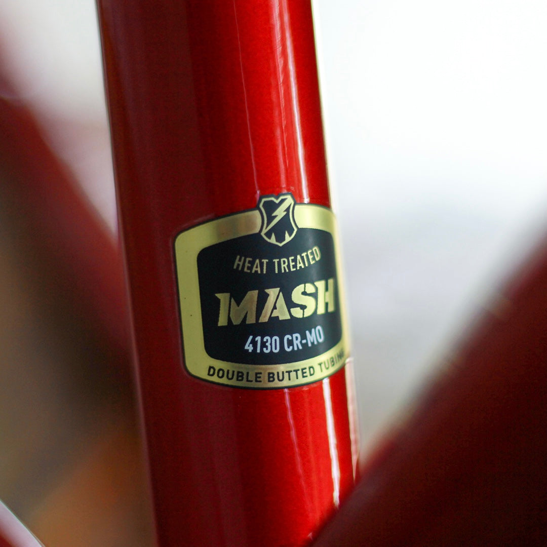 MASH Steel Frameset Red/White