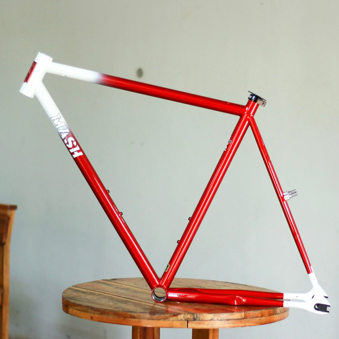 MASH Steel Frameset Red/White